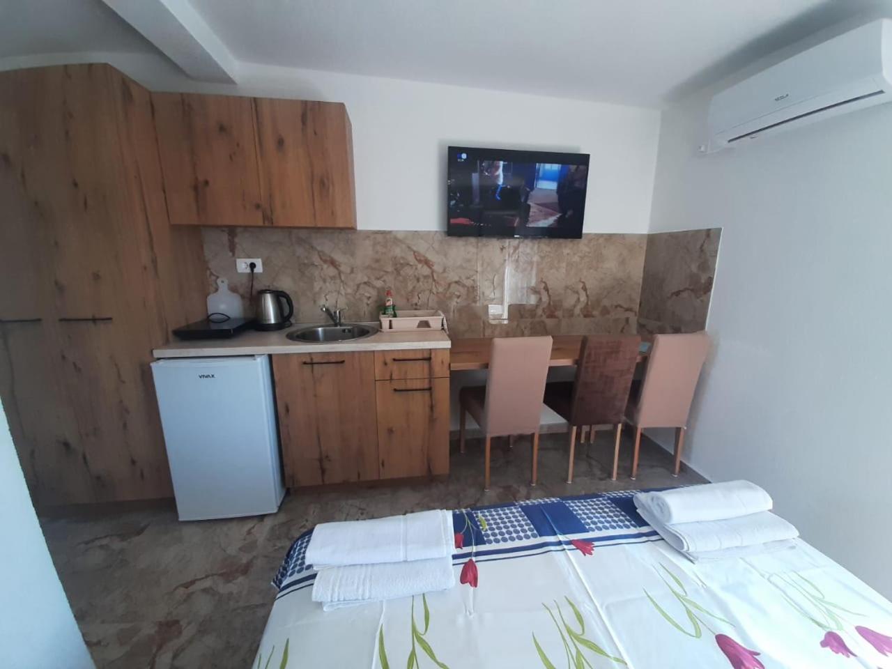 Duricic Apartmani Будва Екстериор снимка