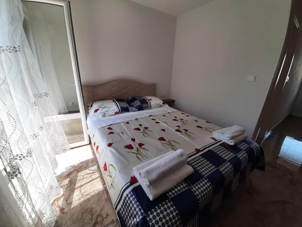Duricic Apartmani Будва Екстериор снимка