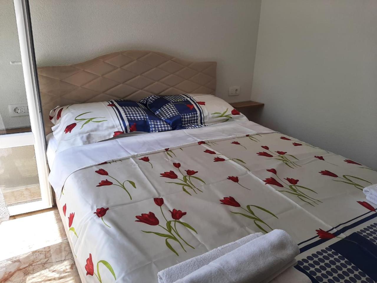 Duricic Apartmani Будва Екстериор снимка