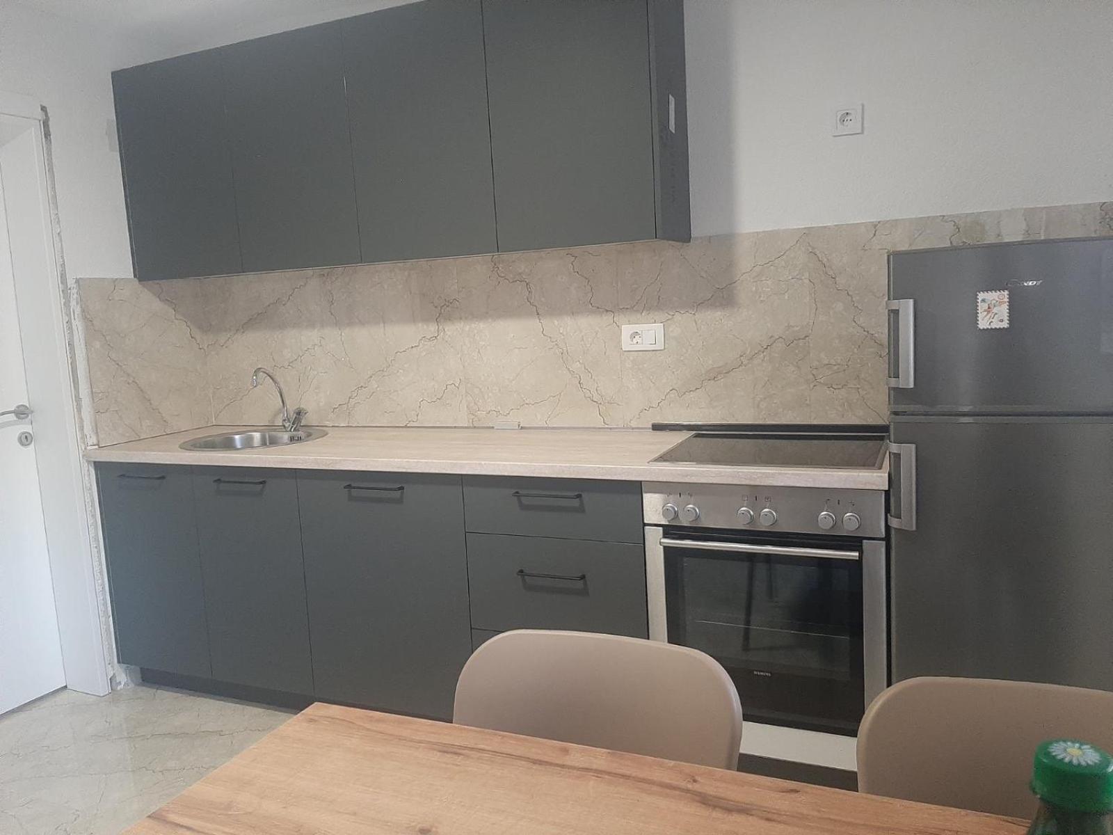 Duricic Apartmani Будва Екстериор снимка